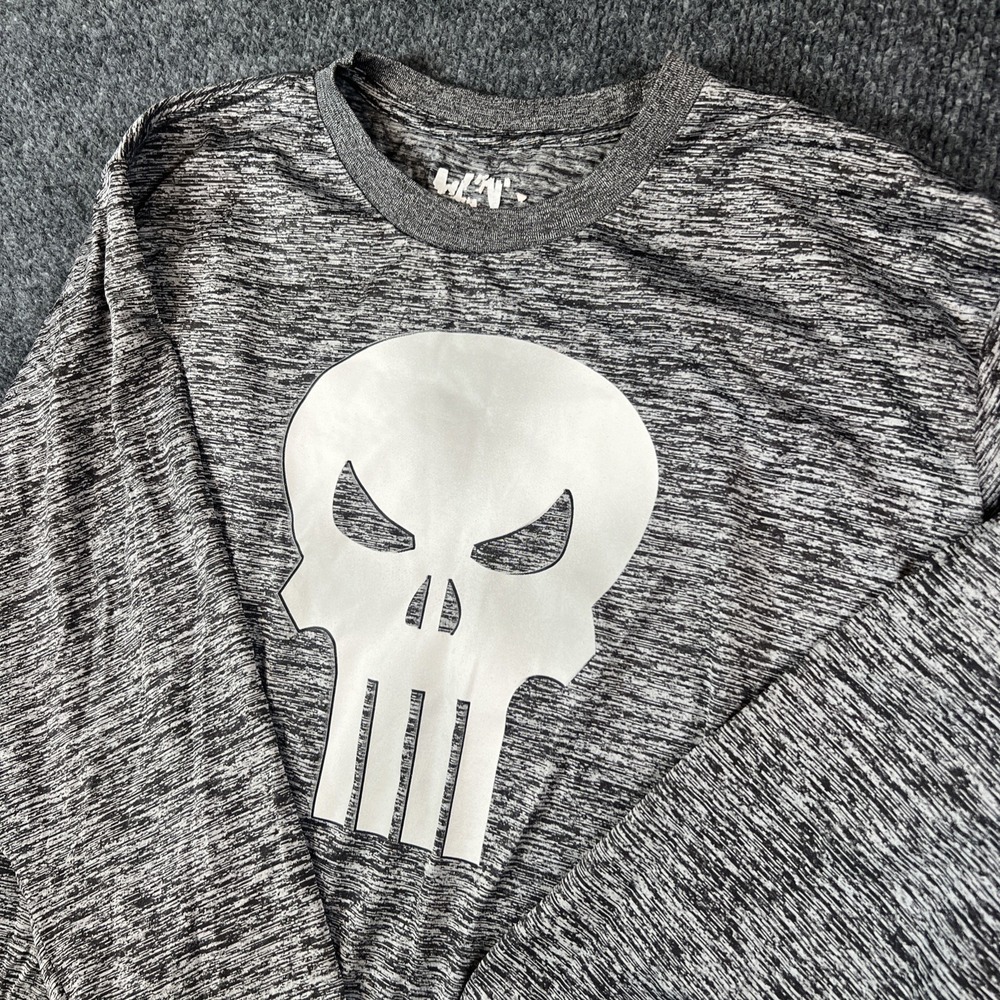 Marvel Punisher Men's Long Sleeve‎ Shirt Size L Polyester